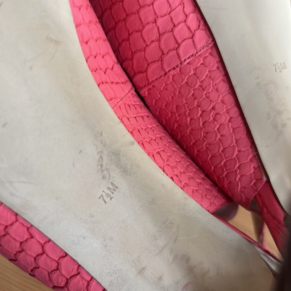 Guess Y2K Vintage Pink Platform Peep-toe Heels - Picture 8 of 8